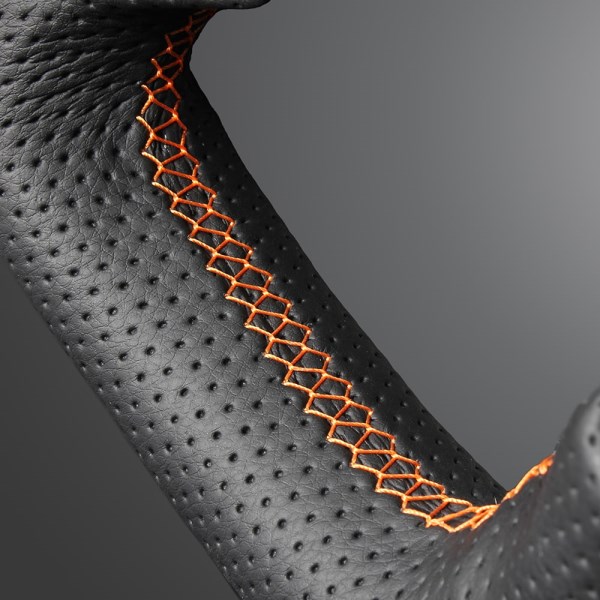 High grade wood & leather steering