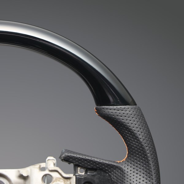 High grade wood & leather steering