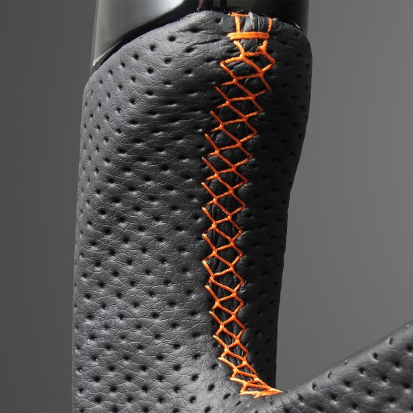 High grade wood & leather steering