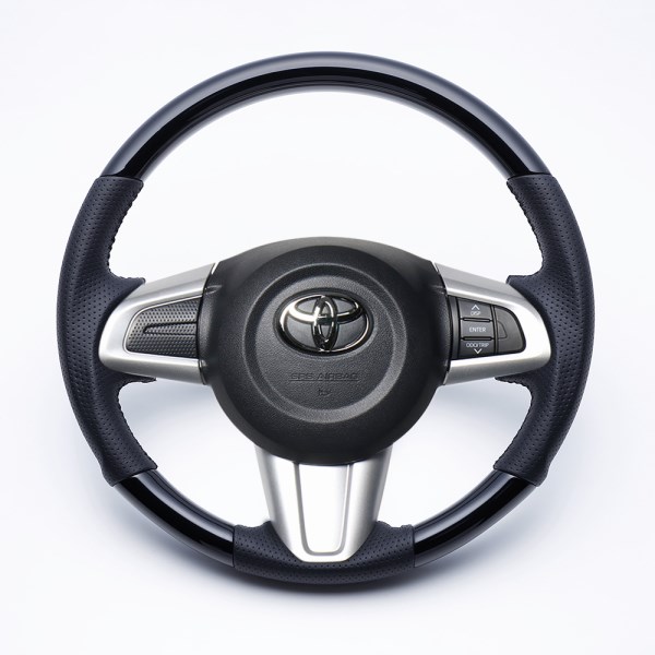 TOYOTA   Tank   M系   High grade wood & leather steering   ルナ